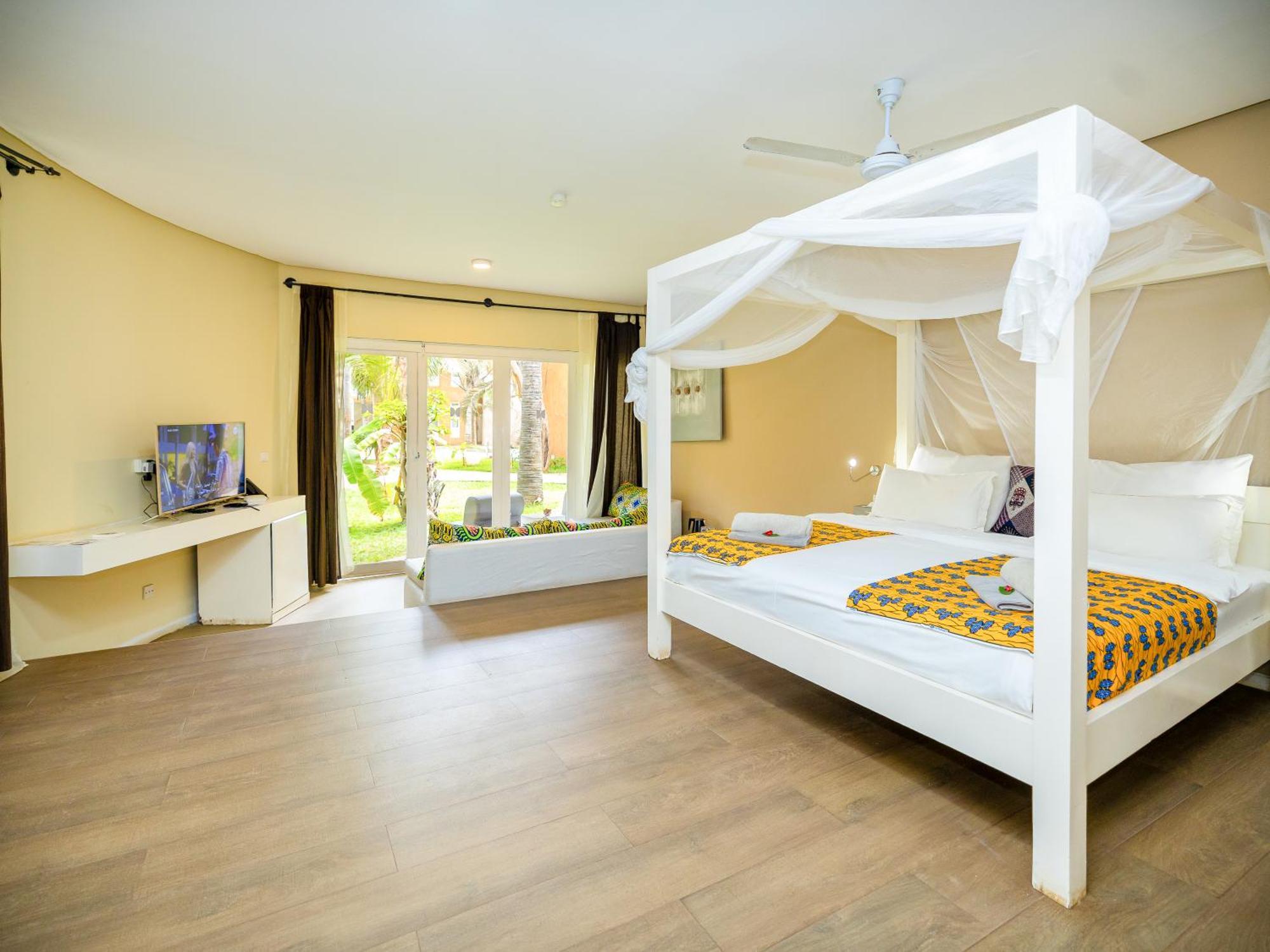 Balafon Beach Resort (Adults Only) Kololi Exteriör bild